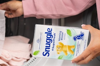 snuggle dryer sheets