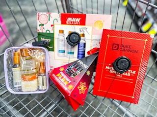 cvs-gift-sets-duke-cannon-tree-hut-axe-raw-sugar-3