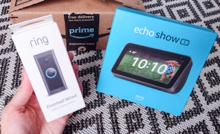 amazon echo show bundle 1658159118 1658159118