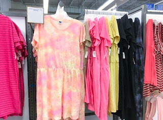 old-navy-dresses-feb-2022-2
