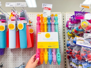 sun-squad-water-blasters-6pk-target1