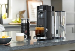 Nespresso VertuoPlus Machine Set