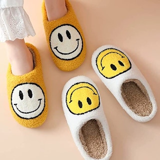 amazon smiley slippers 1643397804 1643397804