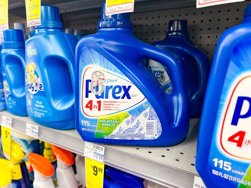 purex laundry detergent on a shelf