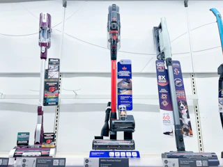 bissell-cordless-stick-vacuum-target1