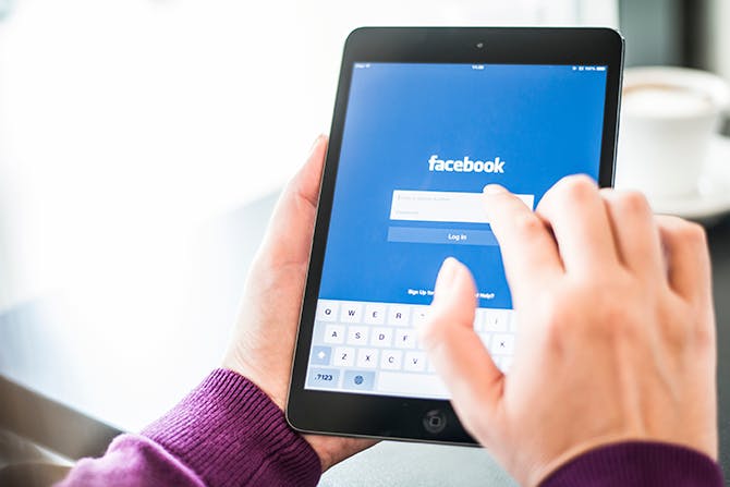 Cut International Calling Costs with Facebook Messenger