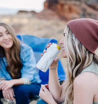 Simple Modern Skinny Can Cooler