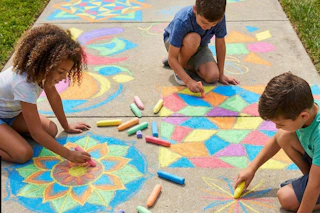 B0FTZQF4DW Sidewalk Chalk