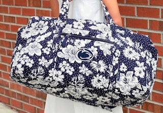 zulily-vera-bradley-duffle-bag-2023-1