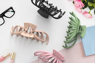 hair claw clips