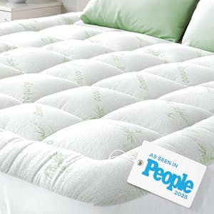 Ultra Soft Queen Mattress Topper