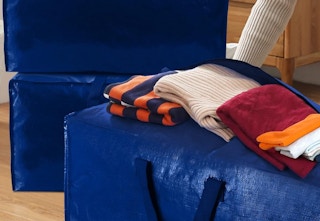 moving bags used on clothes