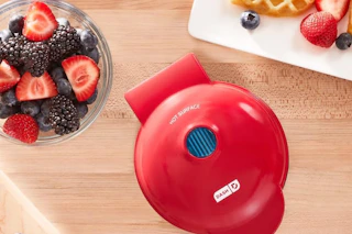 dash waffle maker