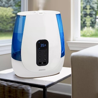 kohls HoMedics TotalComfort Deluxe Warm & Cool Mist Ultrasonic Humidifier lifestyle image 2021