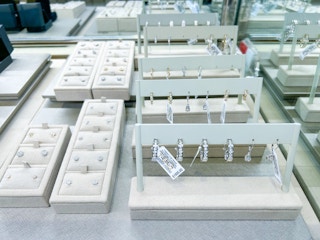 diamond earrings at macys