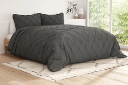 This $143 Linens & Hutch Duvet Cover Set Is Now $40 (With 6 Color Options) card image