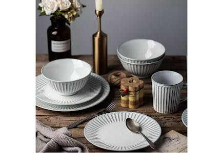 Member's Mark Dinnerware Set