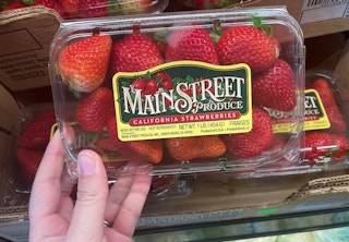 aldi strawberries 2021 th 1 1628093547 1628093547