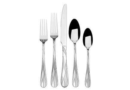 International Silver Flatware Set (Service for 4)