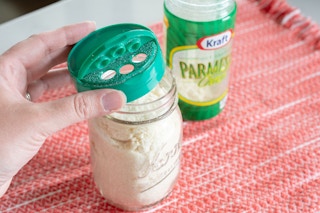 20180517 kcl masonjar kraft parmesan cheese lid 0643 1526868562