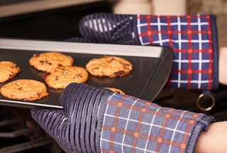 amazon nautica oven mitts 2022 2 1653745660 1653745661