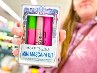 walgreens-maybelline-mascara-minis-gift-set-kcl-1525