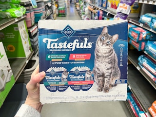 amazon pet day 2023 blue buffalo tastefuls 79 1680817854 1680817854