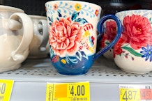 The Pioneer Woman Ceramic Mug