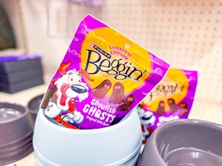 Target-Purina-Beggin-Halloween-dog-treats-1