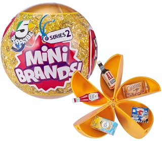 walmart-5-surprise-mini-brands-mystery-capsule-2021