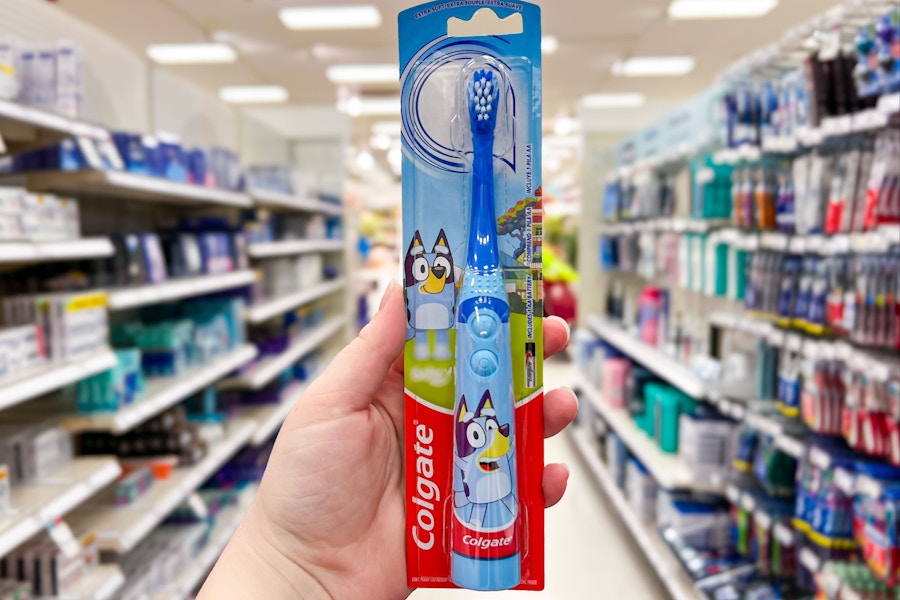 target-colgate-bluey-toothbrush-2