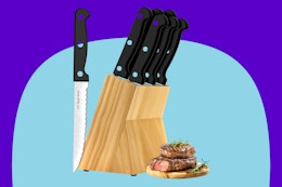 XANAPON Steak Knives Set on a blue background.