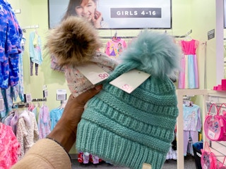 kohls winter cold weather accessories beanies gloves scarf scarves in store image 2021