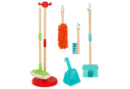Battat Sweep & Clean Playset
