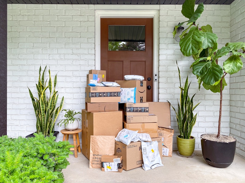amazon-many-boxes-packages-porch-08