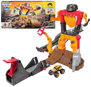 Monster Jam Smash & Bash Playset