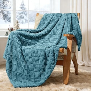 Fuzzy Fleece Throw Blanket