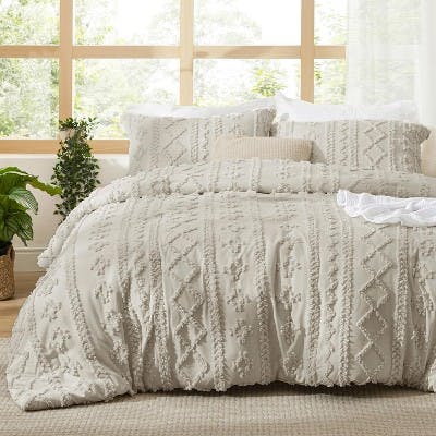 Bedsure Tufted Comforter Set