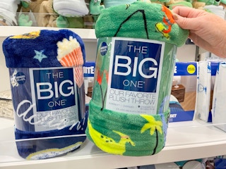 kohls the big one supersoft oversized plush throw in store image 2021 1 4
