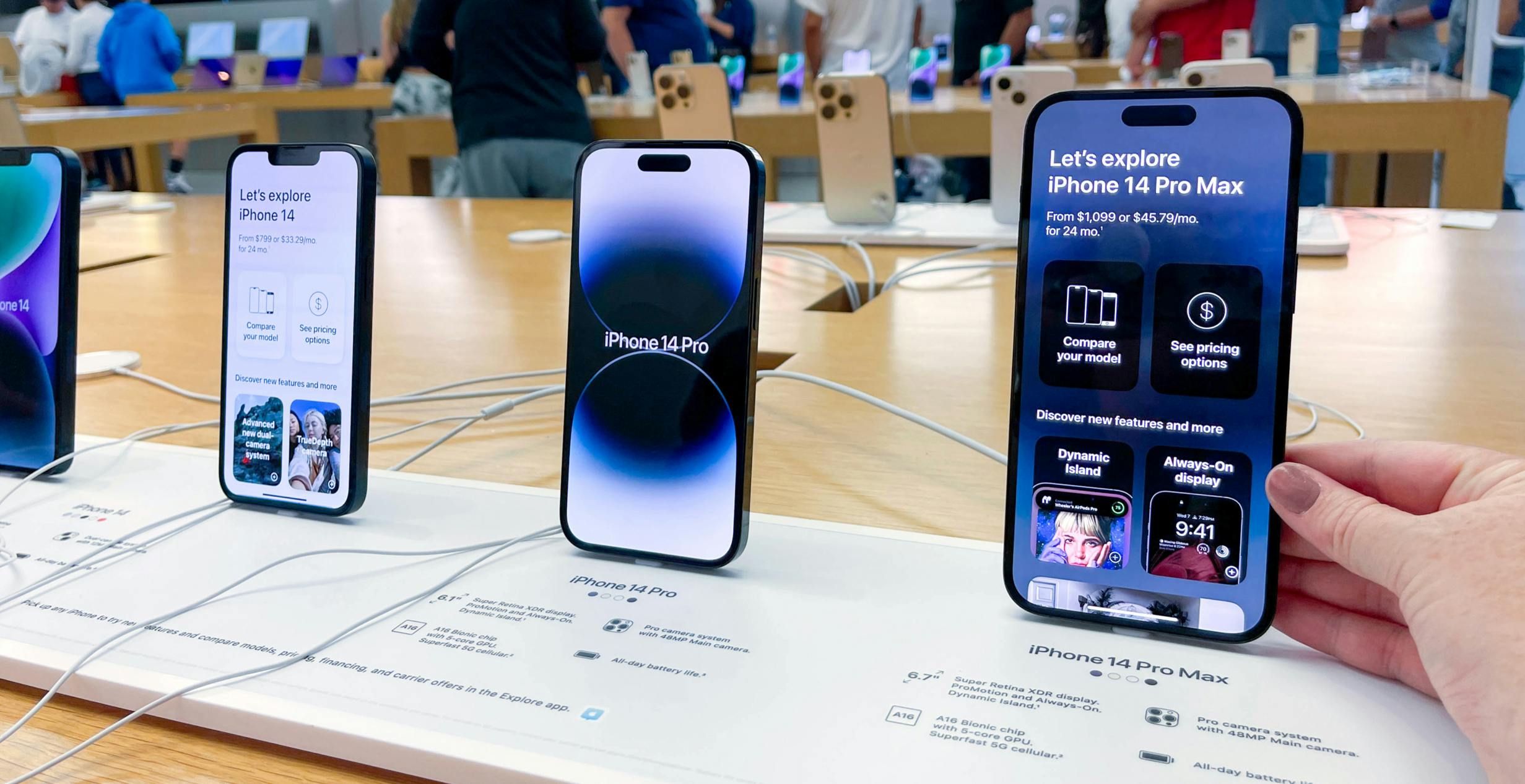 The Best iPhone Black Friday Deals to Expect for 2023 The Krazy Coupon Lady
