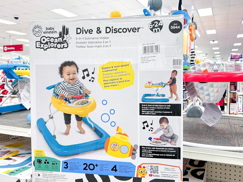 target-baby-einstein-ocean-explorers-dive-and-discover-submarine-walker-kcl-1