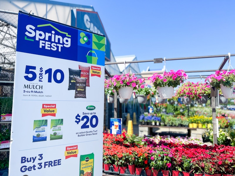 lowes-springfest-spring-black-friday-signage-2023
