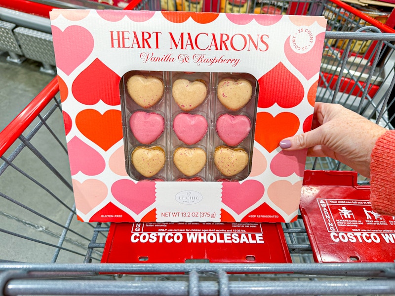 costco-heart-macarons-2