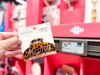 aldi-mothers-day-hair-claw