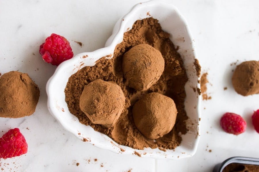 18 Mouthwatering, Easy-to-Make Truffle Recipes for Your Valentine