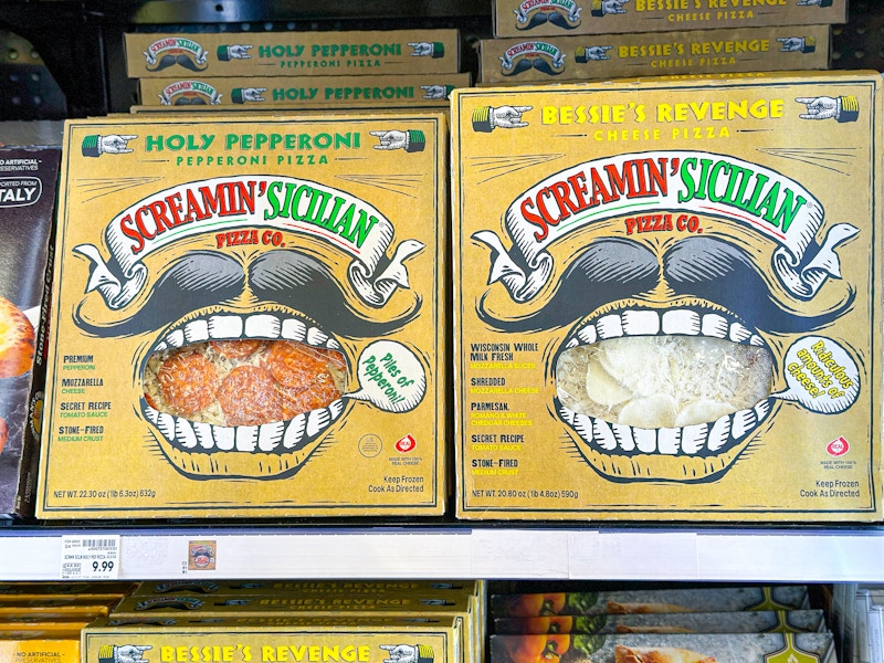 kroger-screamin-sicilian-pizza-1