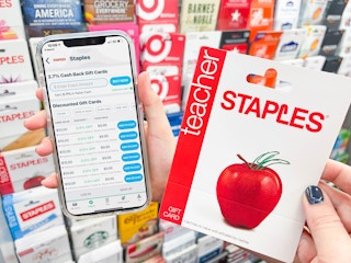 cell phone with Raise app on cellphone with staples gift card