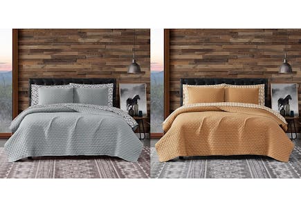 Frye and Co. Quilt Set