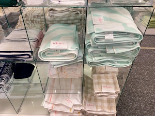macys clearancemartha stewart whim towel 051922 1652987083 1652987083