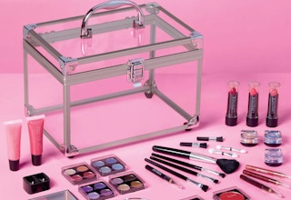 31-piece ultimate makeup set